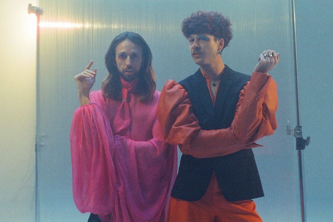 Esteman junto a Goyo de Bandalos Chinos