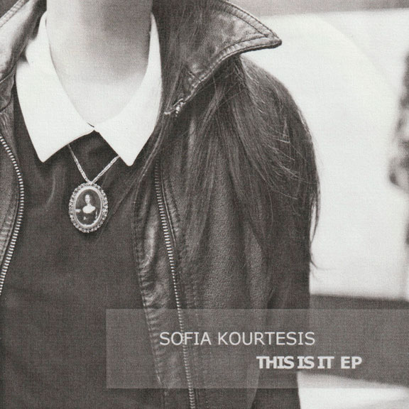 Portada del EP This Is It de Sofia Kourtesis