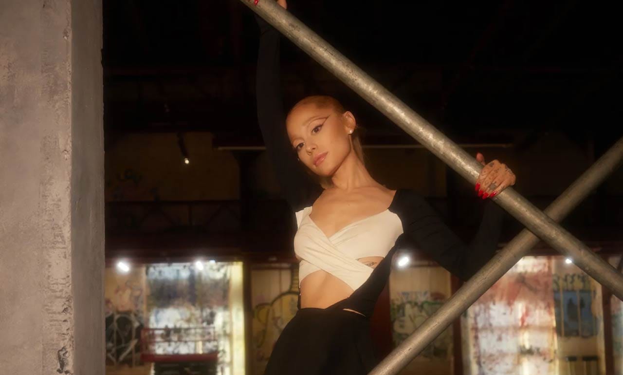 Ariana Grande en las noticias con su nuevo álbum