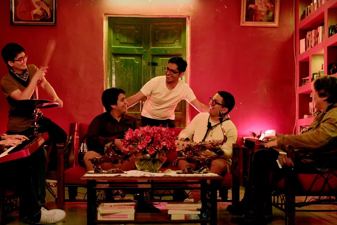 Bluestuta en el videoclip de "El cuero"