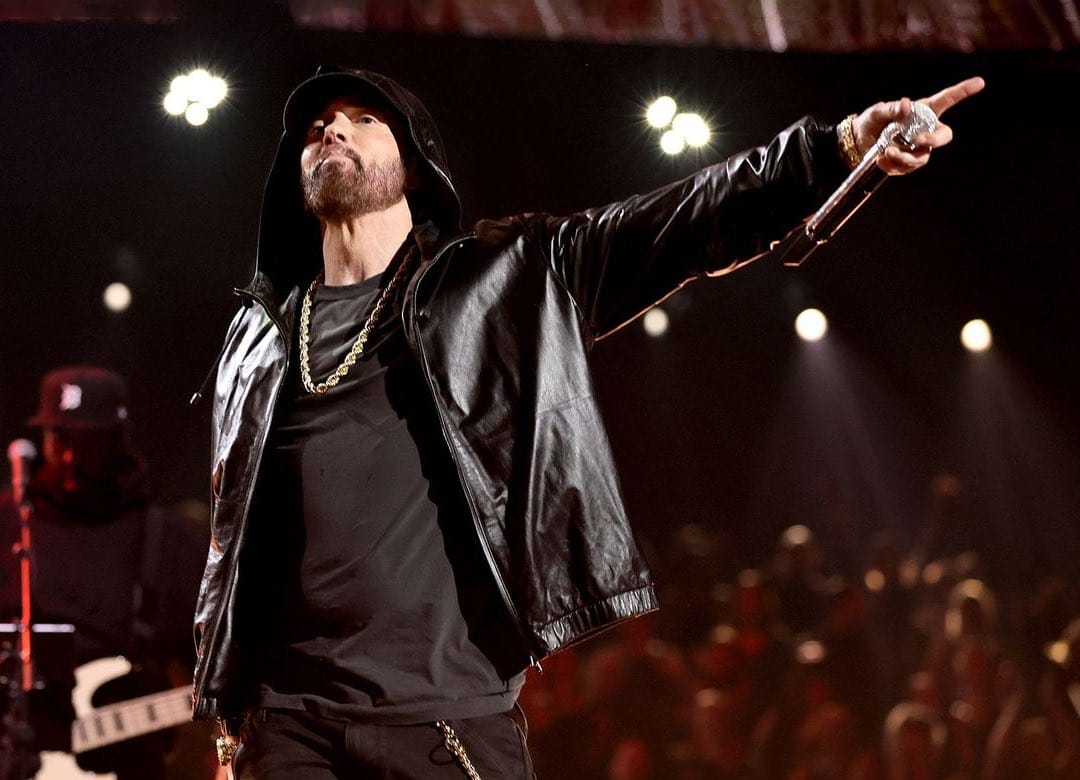 Eminem en las noticias con el anuncio del documental Stans