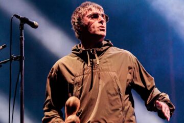 Liam Gallagher habla sobre Oasis en el Salón de la Fama del Rock & Roll en las noticias de hoy.