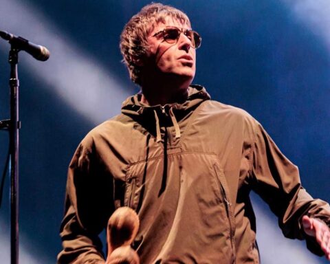 Liam Gallagher habla sobre Oasis en el Salón de la Fama del Rock & Roll en las noticias de hoy.