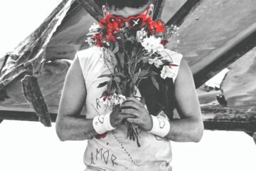 Vainki Rei en la portada de su EP debut