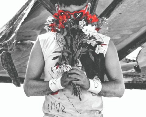 Vainki Rei en la portada de su EP debut