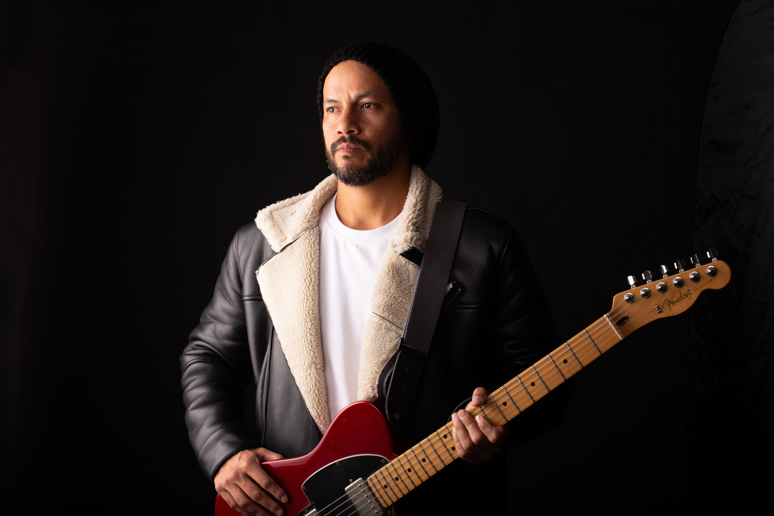 Astronaut Project frente a un fondo negro