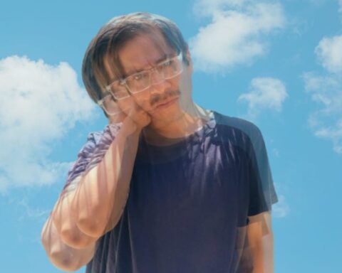 Amor Imposible en la portada del EP Fuerte