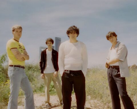 Carolina Durante en un campo de Madrid