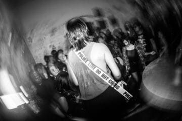 Lázaro Suplika Dopamina en concierto en Arequipa