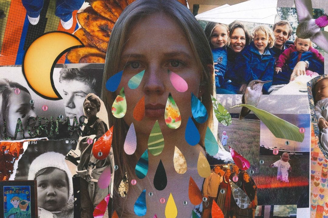 Maya Von en la portada de su single Lágrimas