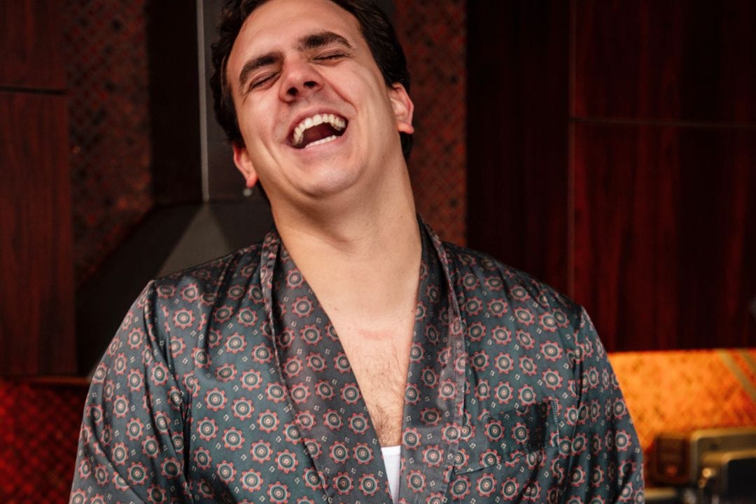 Moncho Berry en la portada del single “Sentirme Bien”