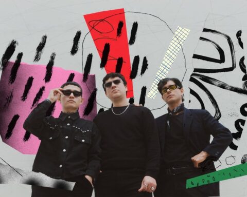 Los Estroboscópicos con trajes negros