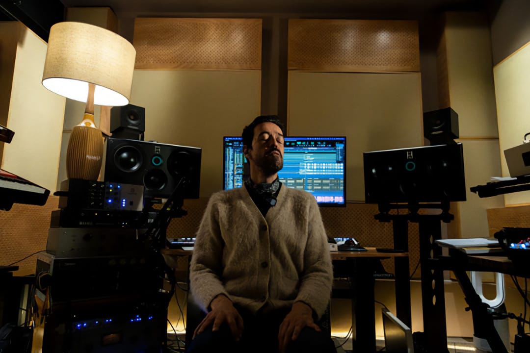 Meme del Real posando en el estudio