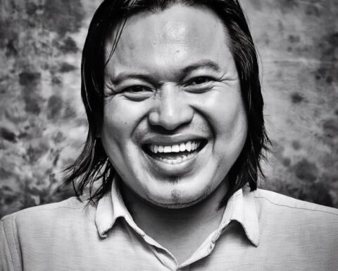 Rawa en retrato a blanco y negro