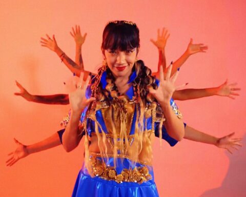 Qorianka en el videoclip de “AÑAÑAW”