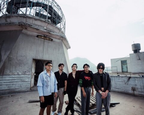 Aeropod posando en un fuerte