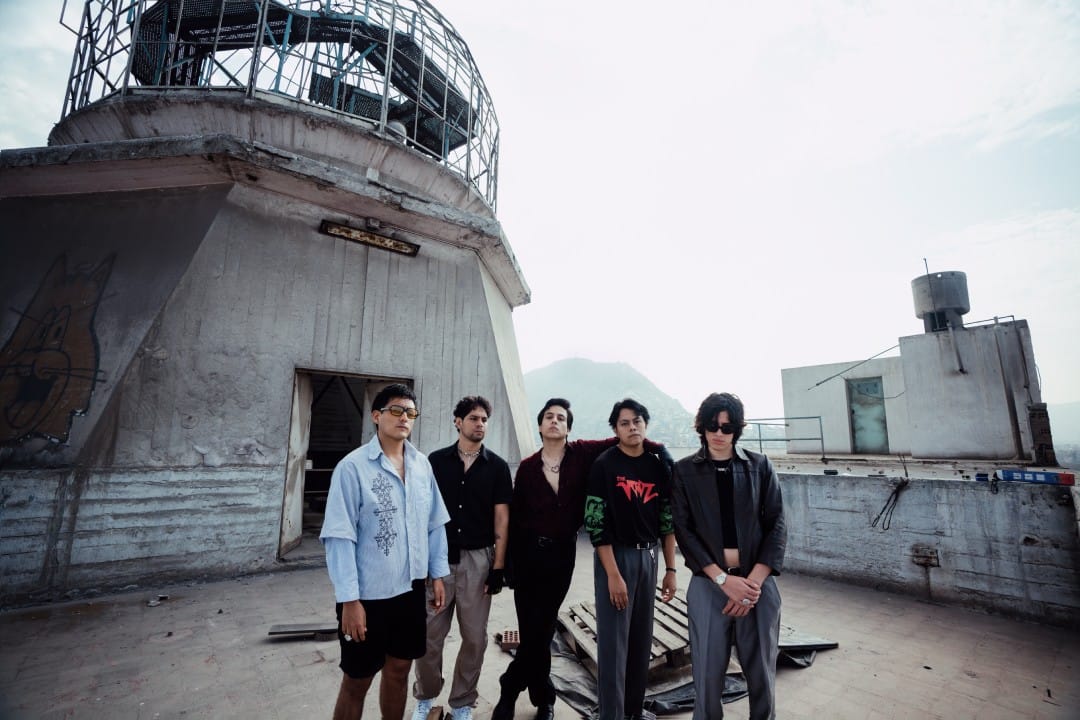 Aeropod posando en un fuerte