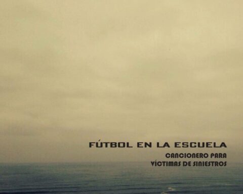 Portada del álbum debut de Fútbol en la Escuela