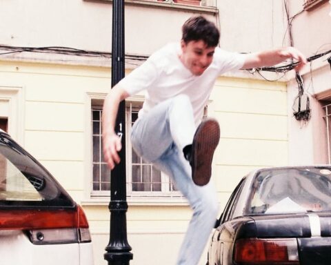 Narrativa saltando entre dos autos