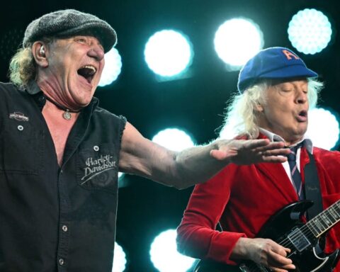 Brian Johnson y Angus Young de AC/DC