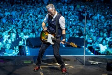 Bruce Springsteen tocando en vivo