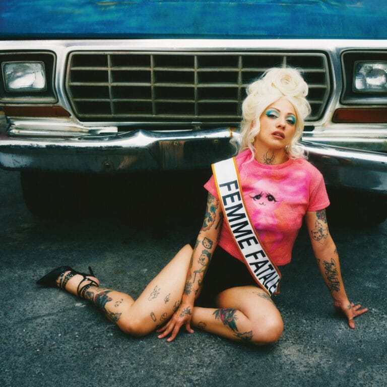 Portada del disco 'Femme Fatale' de Mon Laferte