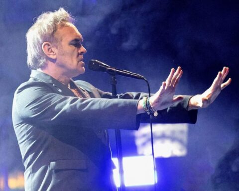 Morrissey sobre el escenario