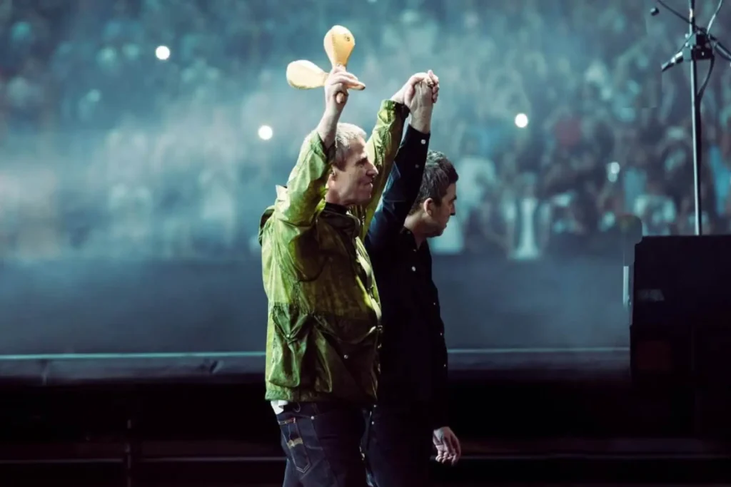 Oasis en su gira Live 25
