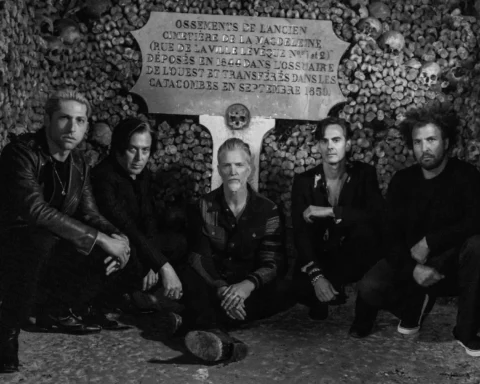 Queens of the Stone Age en las catacumbas de París