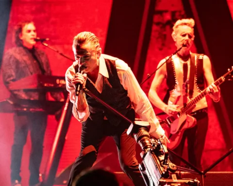Depeche Mode en el escenario en 2023