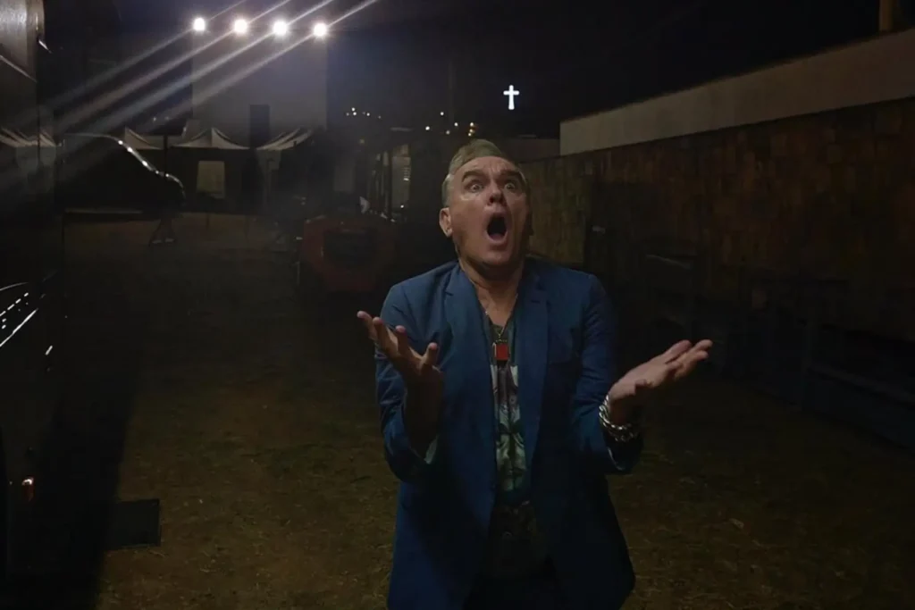 Morrissey en la sesión de su álbum Make Up is a Lie
