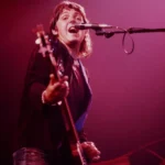 Paul McCartney junto a Wings