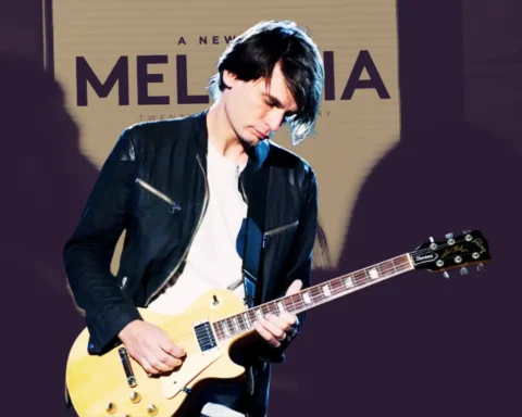 Jonny Greenwood con su guitarra