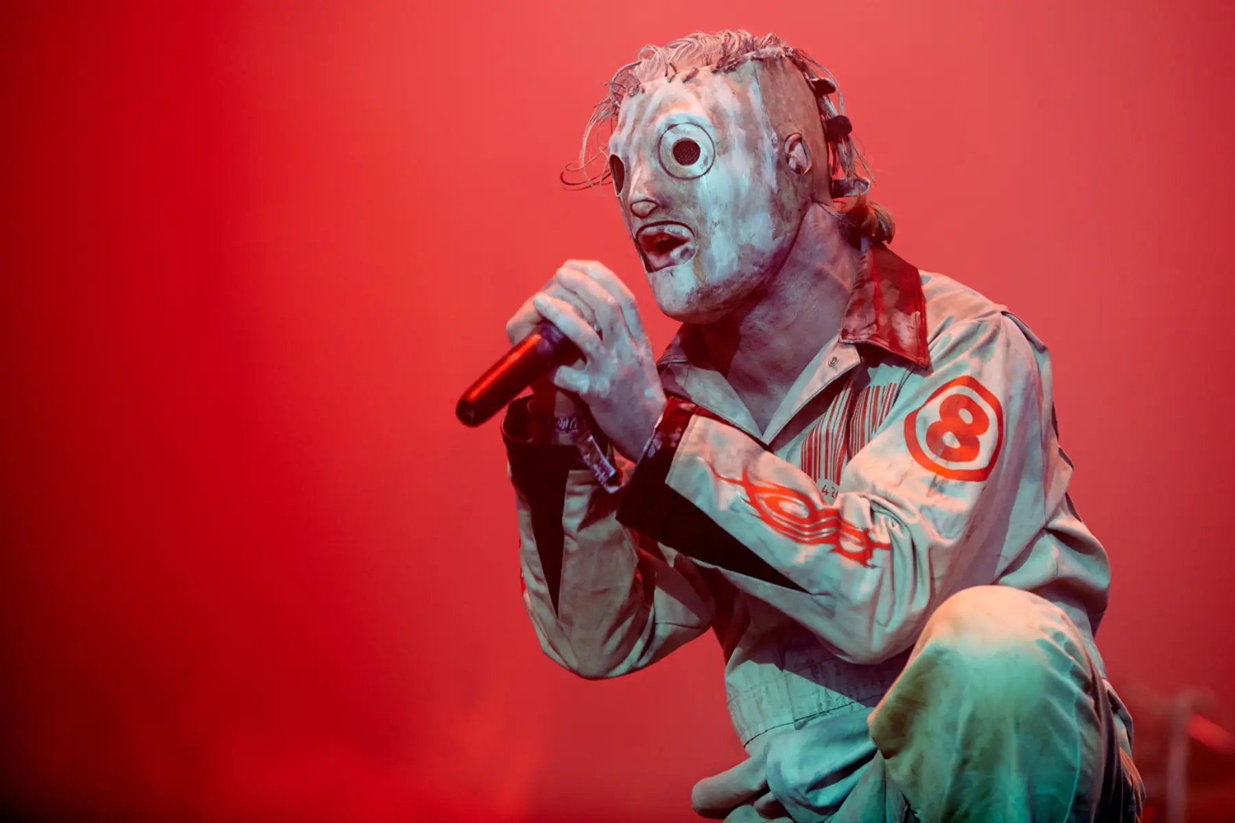 Corey Taylor de Slipknot en el escenario