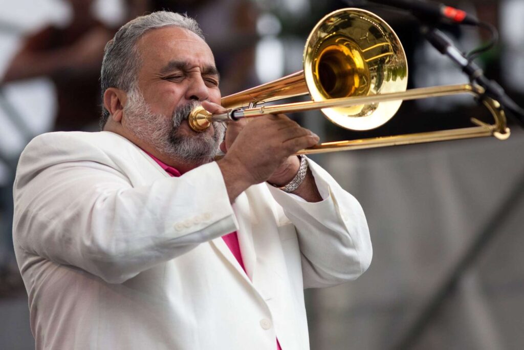 Willie Colón con su trombón
