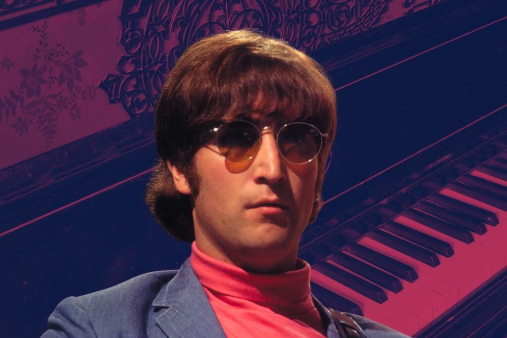 John Lennon con su piano