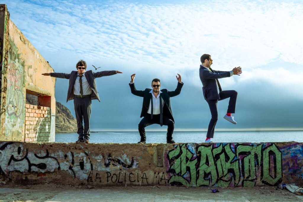 Turbopótamos posando en una playa de Lima