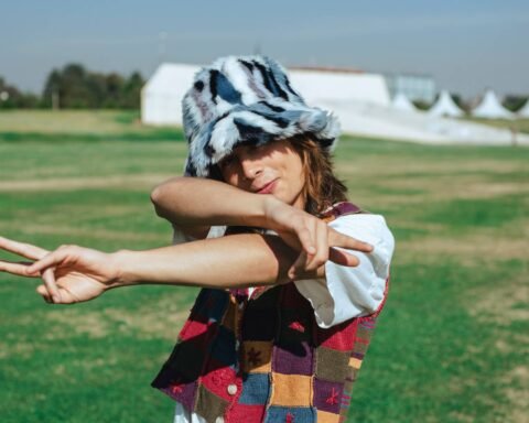 Amarillo Plátano en un parque