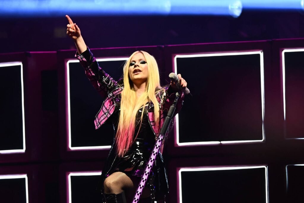 Avril Lavigne sobre el escenario