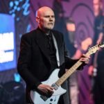 Billy Corgan sobre el escenario con Smashing Pumpkins