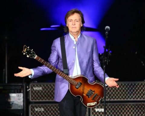Paul McCartney sobre el escenario