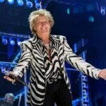 Rod Stewart sobre el escenario