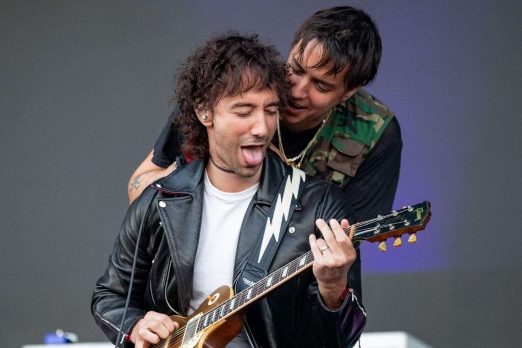Julian Casablancas y Albert Hammond Jr de The Strokes
