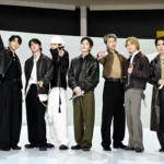BTS en el escenario durante una presentación