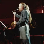 Jonathan Davis y Yoshiki en el Walt Disney Concert Hall