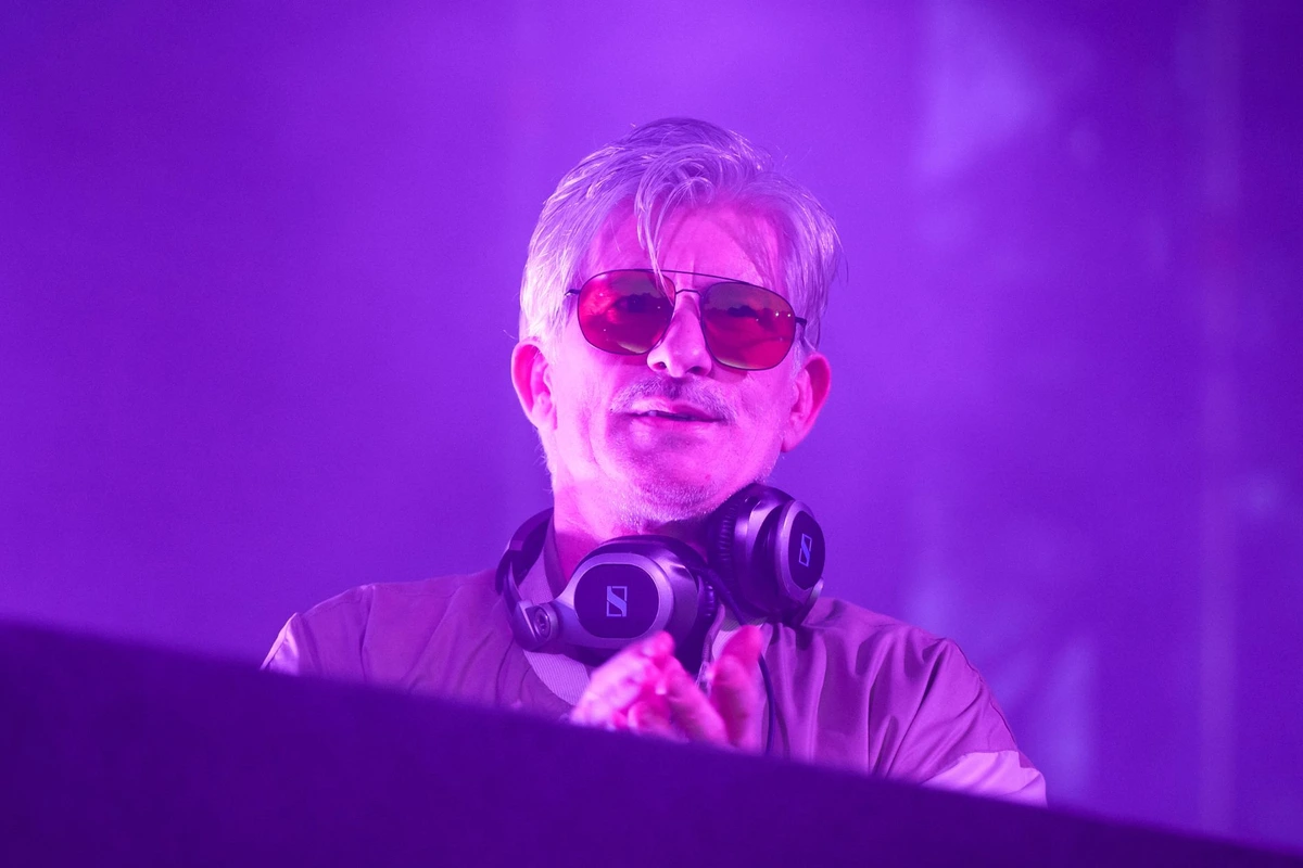 Kavinsky se presenta en vivo en 2025