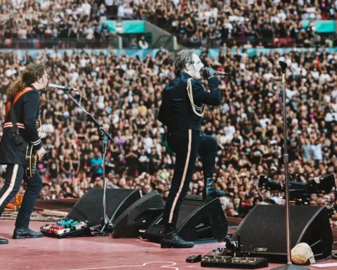 Gerard Way y My Chemical Romance en concierto en el estadio de Wembley