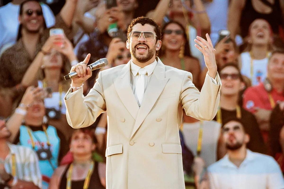 Bad Bunny durante una presentación en Milán, julio de 2026