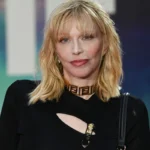 Courtney Love en la premiere de Moonage Daydream en Londres, 2022