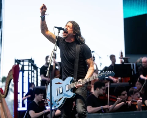 Dave Grohl y Gustavo Dudamel en la Orquesta Filarmónica de Los Ángeles, Coachella 2025